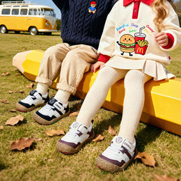 EBMINI BADGE shoes with a roomy toe shape