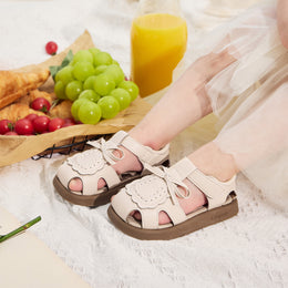 EBMINI BELLE easy-on sandals with a secure hook-and-loop strap