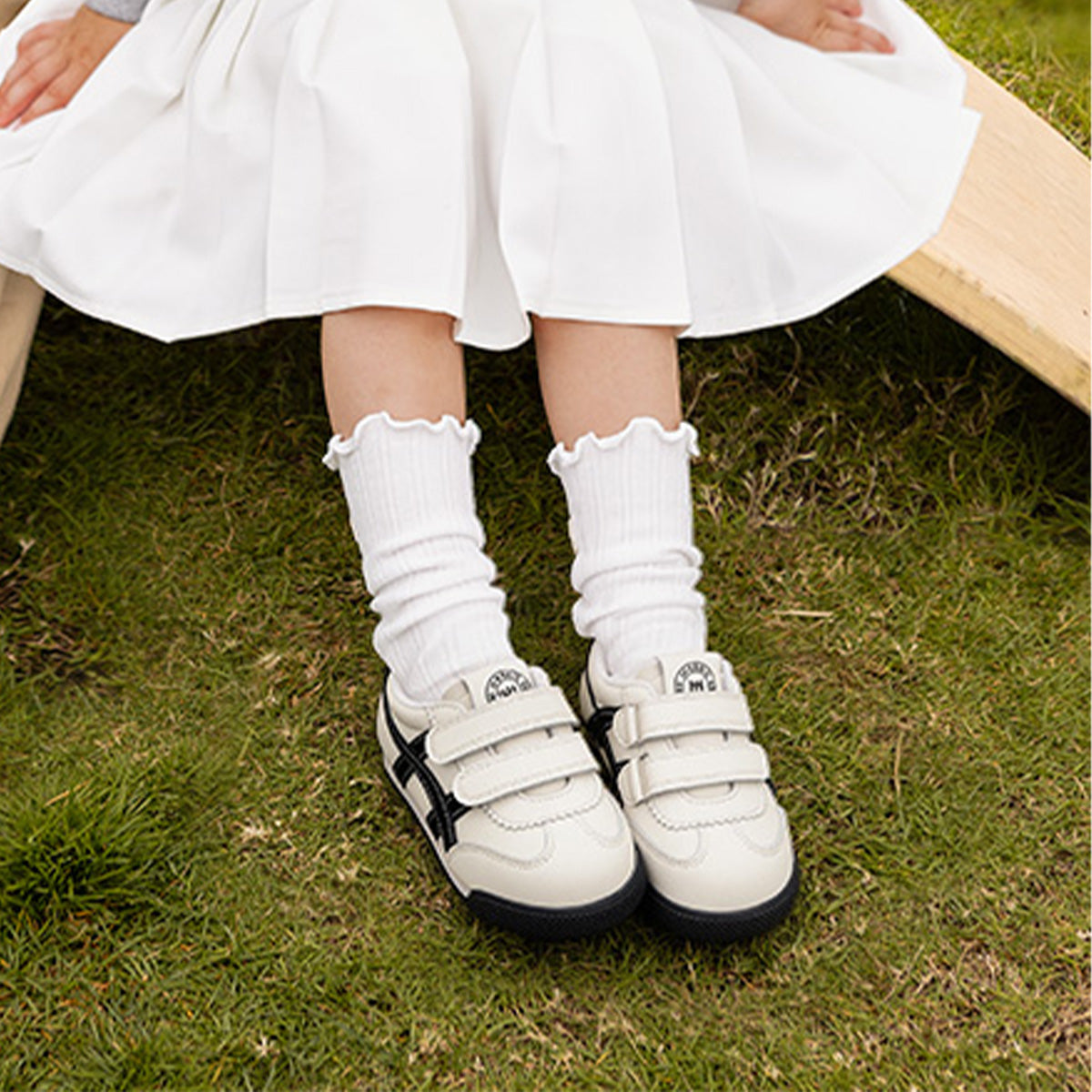EBMINI CORE easy-on toddler sneakers with secure hook-and-loop straps