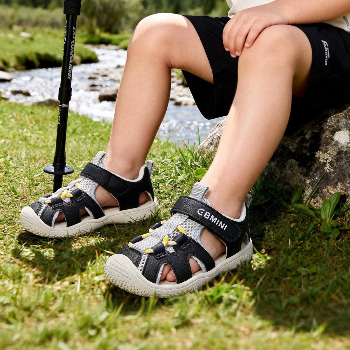 EBMINI DITSY easy-on sandals with a secure hook-and-loop strap
