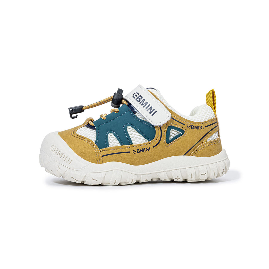EBMINI ESCAPE side view showing the roomy toe shape and closure
