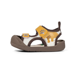 EBMINI KODA closed-toe sandals with a roomy wide toe box