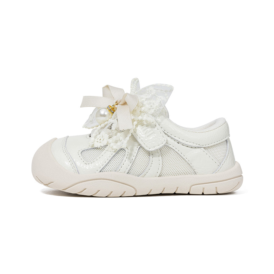 EBMINI PRIMA girls dress sneakers with a roomy wide toe box