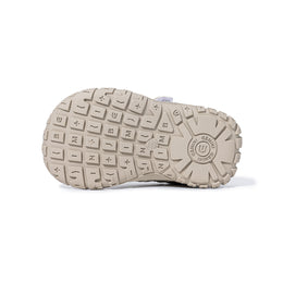 Bottom view of EBMINI QUEST flexible deep-tread rubber outsole