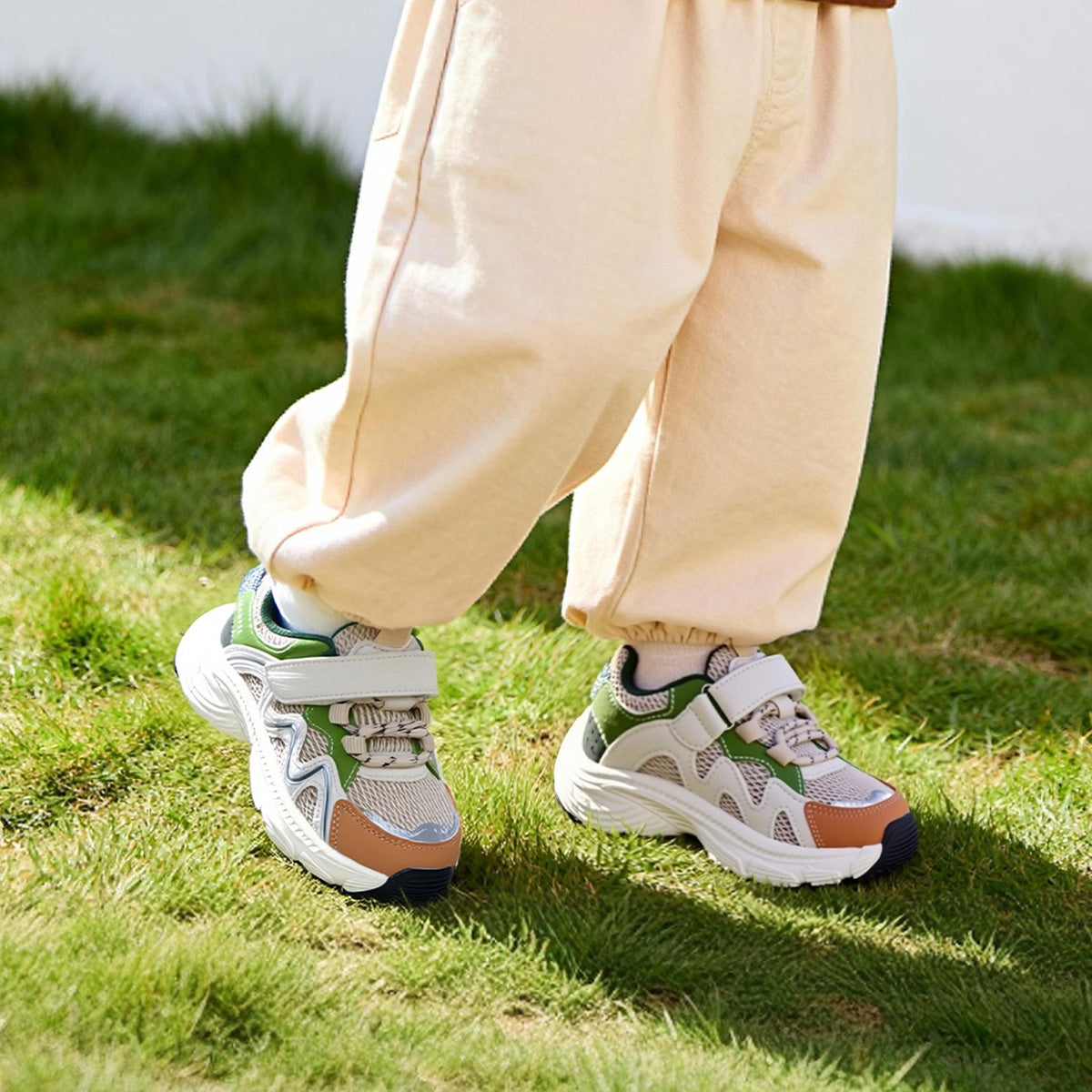 EBMINI RUSH toddler sneaker detail showing hook-and-loop strap closure
