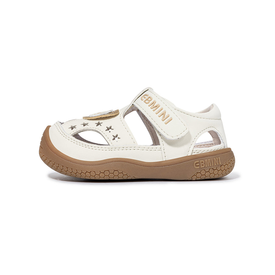 EBMINI SCOUT closed-toe sandals with a roomy wide toe box