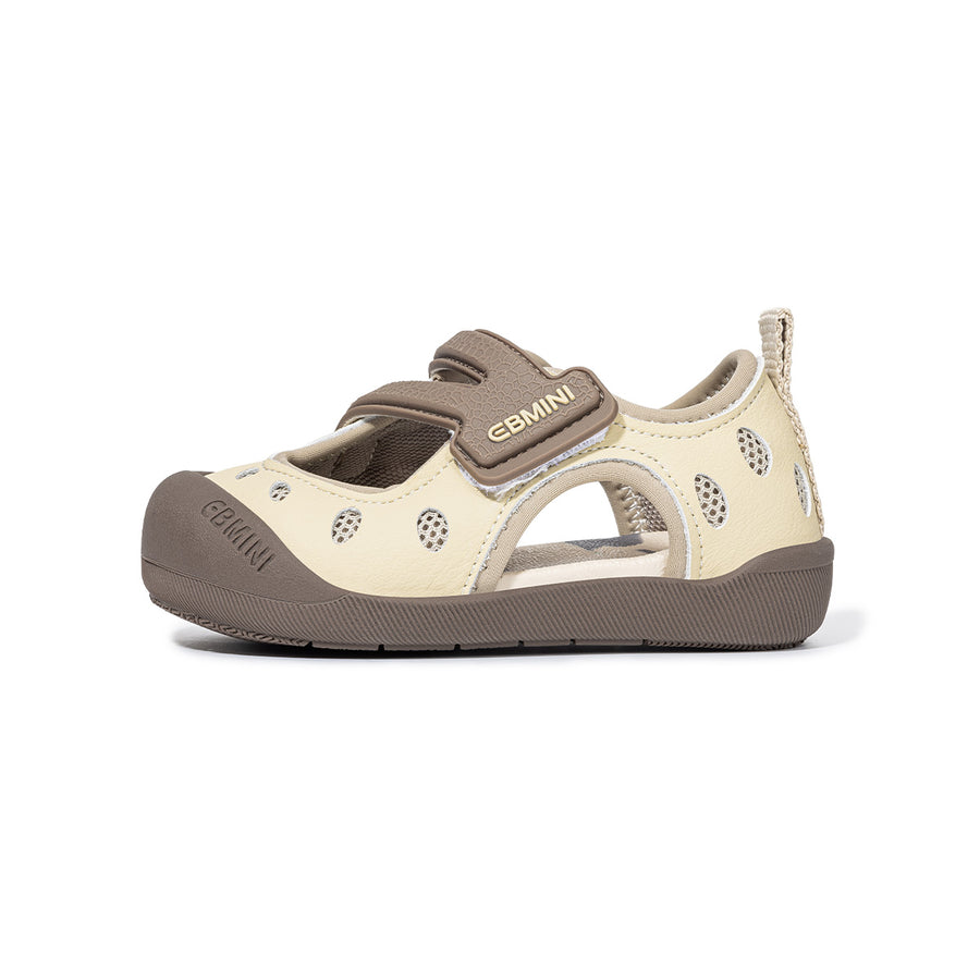 EBMINI SPOT closed-toe sandals with a roomy wide toe box