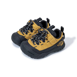 EBMINI SUMMIT distinctive suede and breathable mesh detail