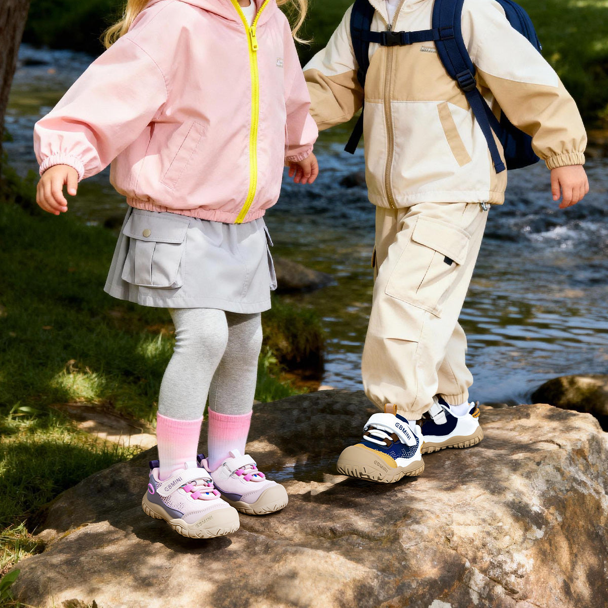 EBMINI TREAD breathable textile and synthetic leather upper detail