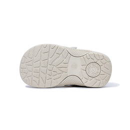 EBMINI VENTURE toddler sneaker rubber outsole shown during outdoor wear