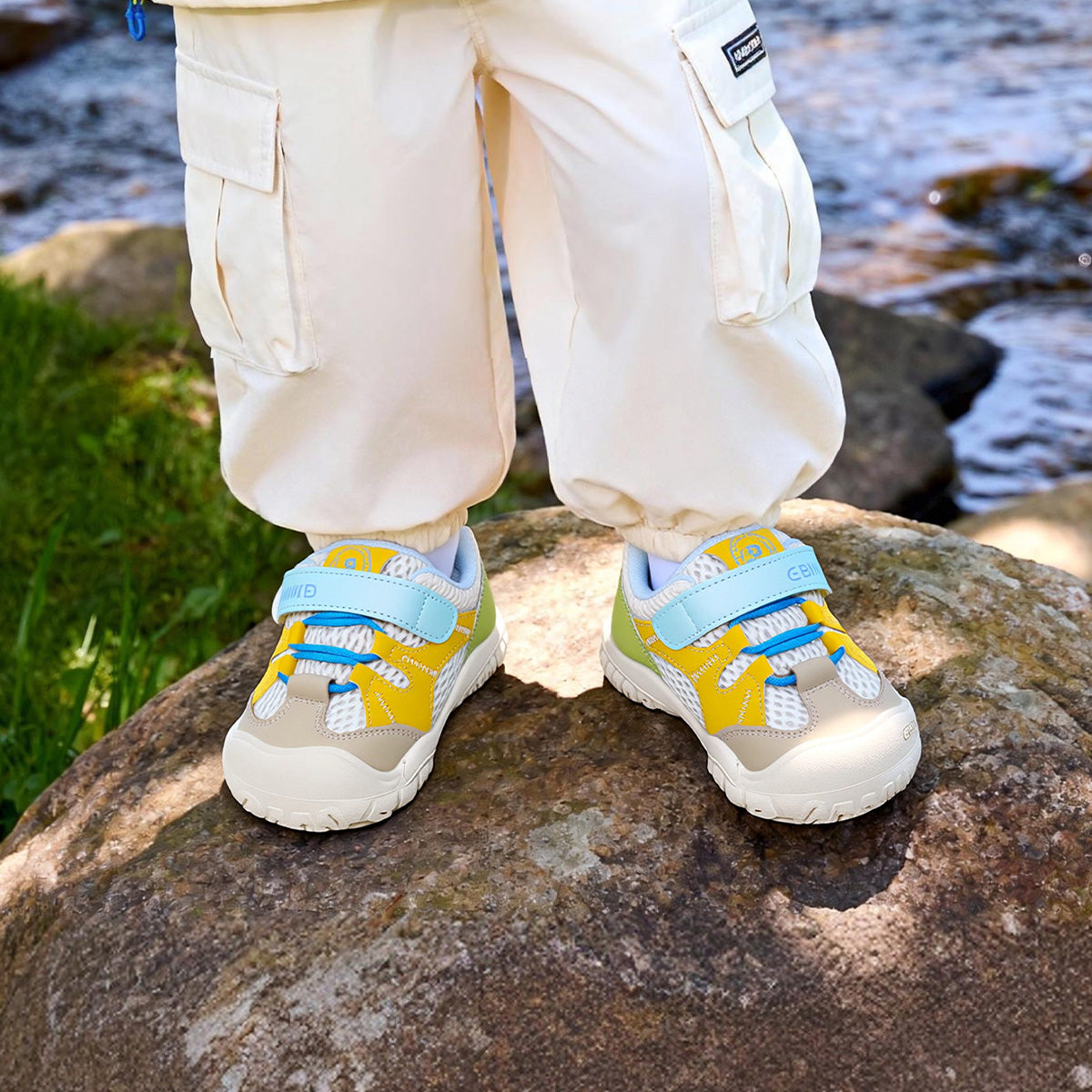 EBMINI ZEAL toddler sneakers with an adjustable hook-and-loop strap