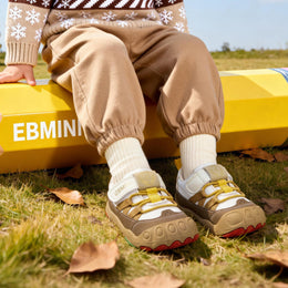 EBMINI ZING colorblock toddler sneakers shown in motion